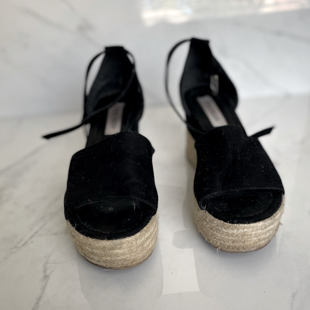 Steve Madden black espadrille sandals size 9